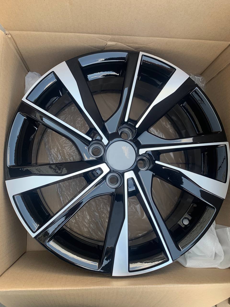 TS-5307 R16 6.5J ET40.0 4x100 d54.1