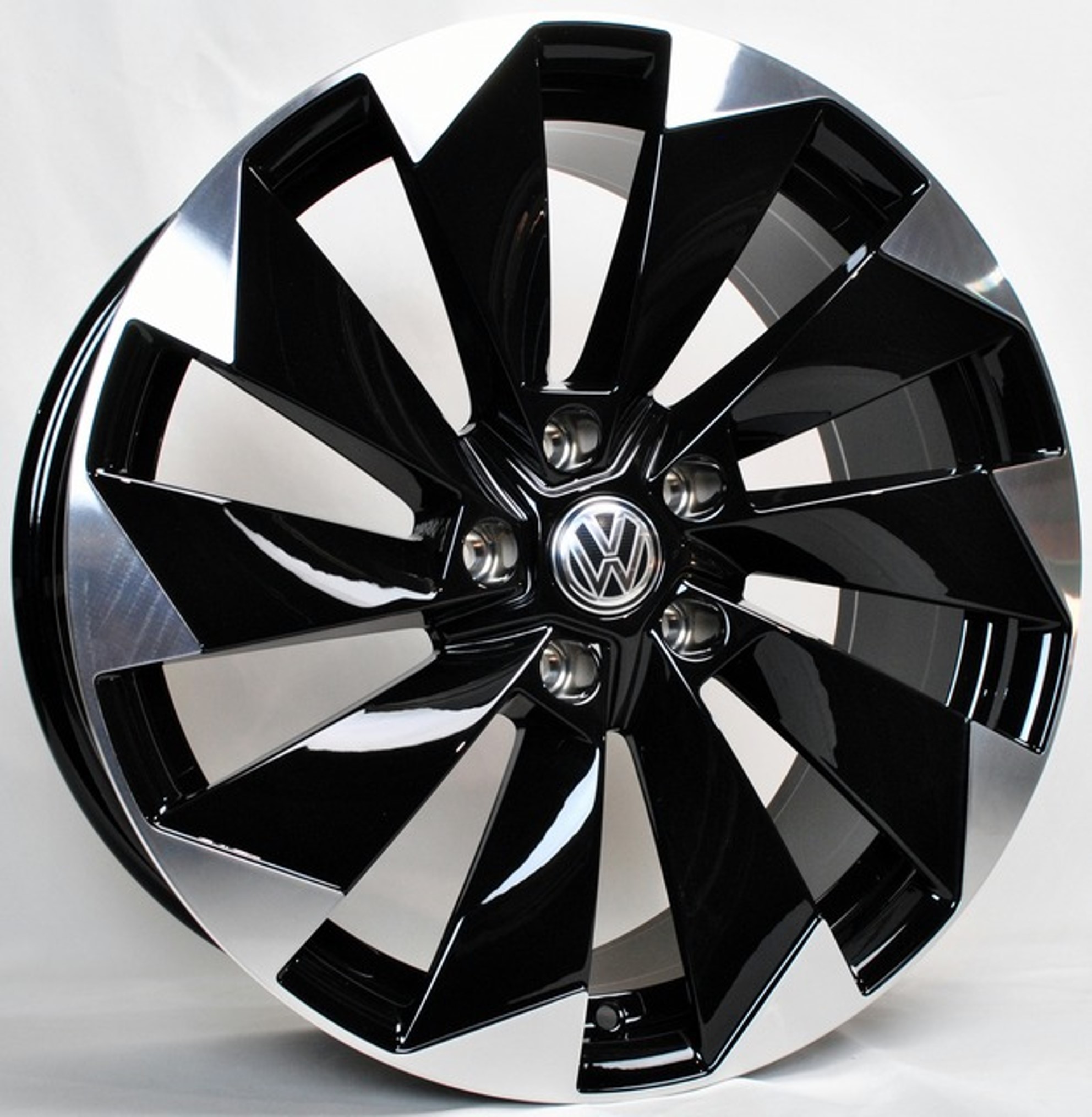 Диски REPLICA TS-1153 8x18/5x112 ET35 D57.0 BMF