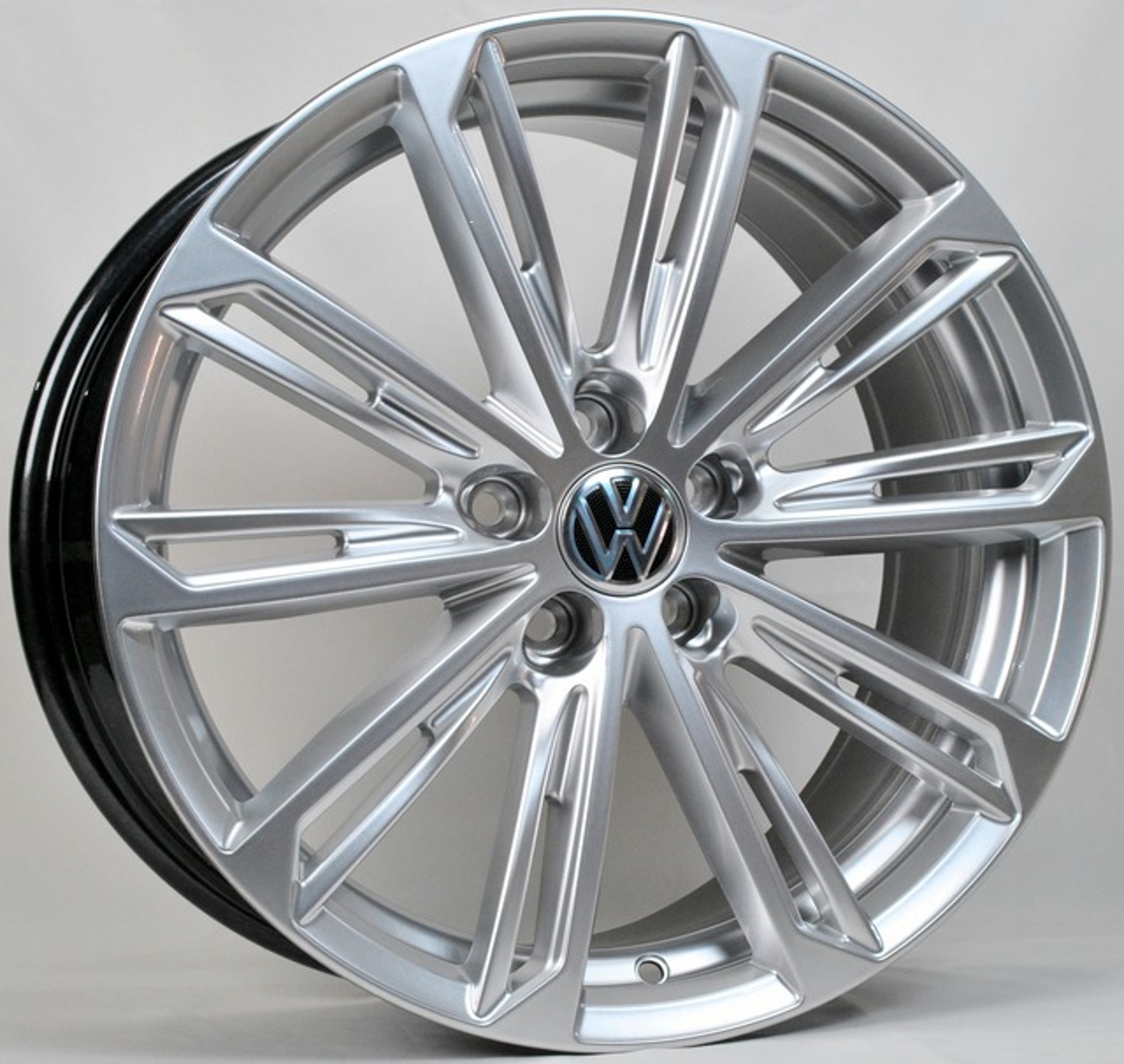 ANZ-0260 R17 7.0J ET35.0 5x100 d57