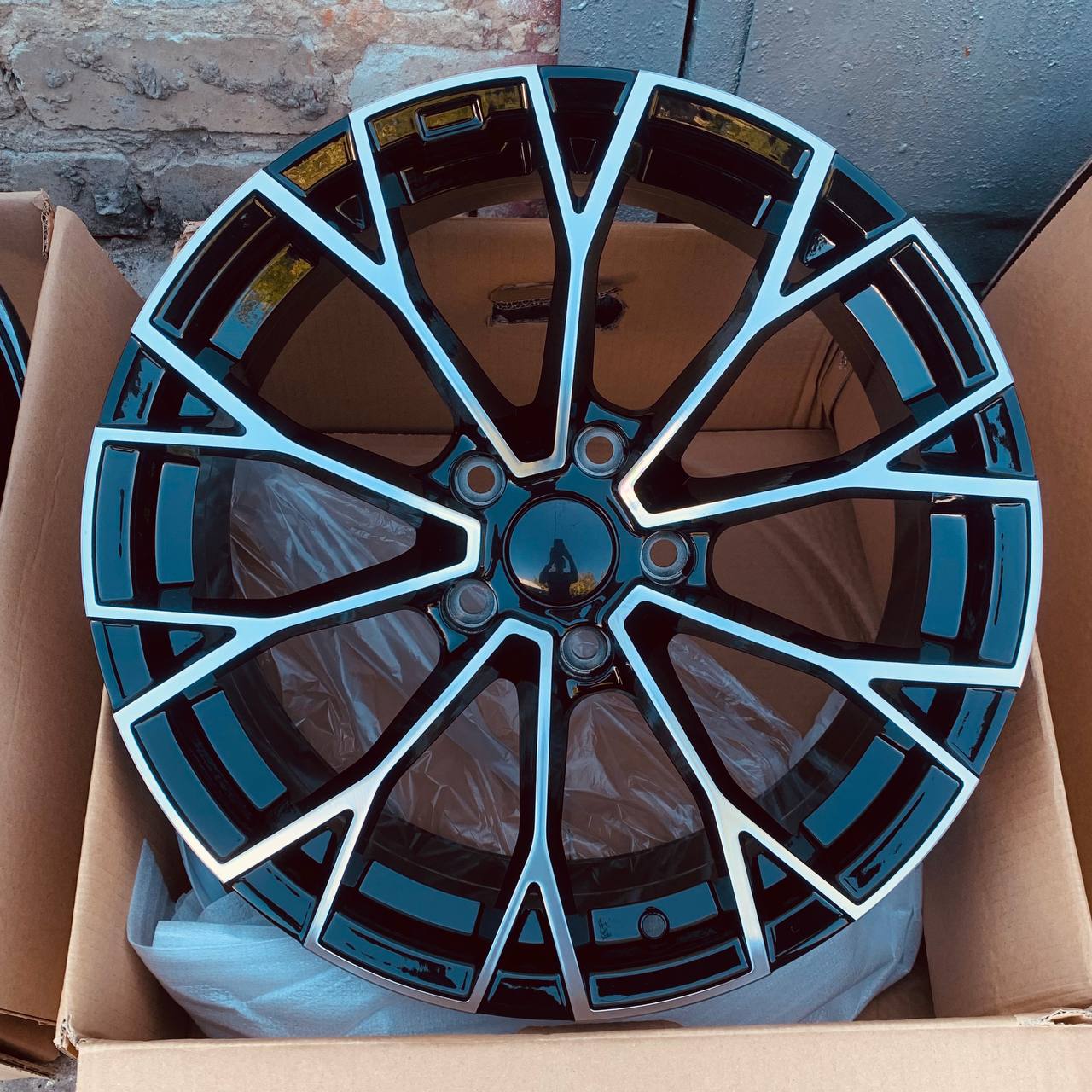 R17 7.0J ET38.0 5x112 d57